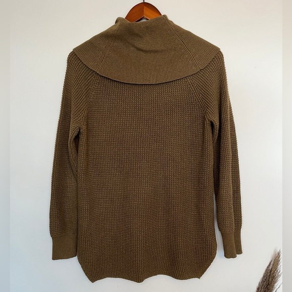 Micheal Kors olive green oversized sweater knit size XS - Picture 4 of 6